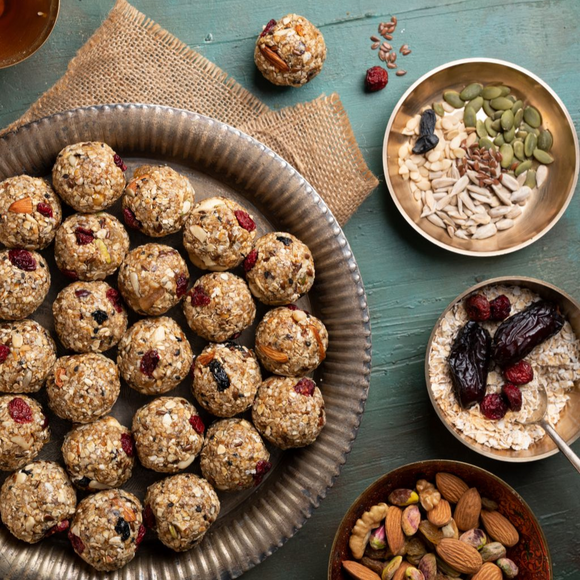 Homemade Granola Bites (Protein Rich, Dates, Honey & Jaggery)